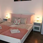 Apartman Goodmo Smart